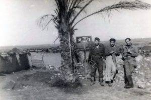 מטה גדוד 35 (חטיבת "אלכסנדרוני") בכפר הערבי חתה (מזרחית לקבוץ נגבה), רחל במרכז וחברים. 
אף כי הכפרים חתה וחרתיה הסמוך לו אשר חלשו על כביש מג'דל - פלוג'ה (כביש אשקלון - קרית גת של היום) נכבשו ע"י כוחות צה"ל במסגרת "קרבות עשרת הימים" (יולי 1948), מטרת המבצע הכוללת לפרוץ מסדרון במערך הכוחות המצריים אל הנגב לא הושגה וכוחותינו (חטיבת גבעתי בתגבור כוחות נוספים) הקיזו דם רב. לא רק זאת, גם זאת: המצרים הצליחו לפרוץ נתיב אספקה לוגיסטי בין עיראק סואידן לפלוג'ה.