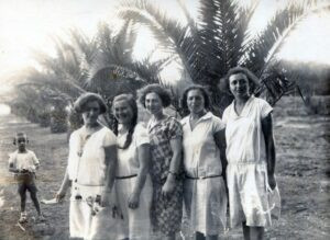 התחנה הבאה כאמור מקוה ישראל, חליה במרכז.