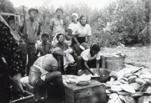 ואכן, יש הרבה עבודה, בשטיפת כילים ....