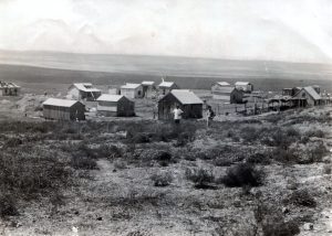 כפר יחזקאל בראשית דרכו, תחילת שנות העשרים. 
המושב עלה על הקרקע בנובמבר 1921. כשנה לאחר מכן, לאחר שניסיון ההתיישבות בוואדי רושמיה נסתיים במפח נפש, הצטרפו נעמי ויוסף לחבריהם, מייסדי כפר יחזקאל. התמונות כאן באדיבותו הרבה של בועז גלבוע, נכדם, כפר יחזקאל 2020.