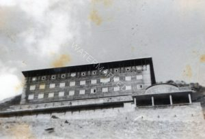 מבנה לא מזוהה, אפשר שבעיירה גרלוס (Gerlos), נתיב המעבר החדש.