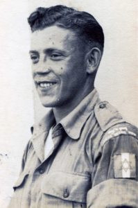 1945, שלמה שחורי בצבא הבריטי.