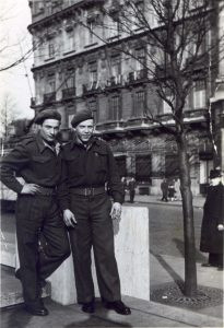 בלגיה, 11 באפריל 1946, שלמה מימין