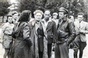 15 במאי 1946, מפגש שלא התבררה מהותו של נציג תושבי המחנה עם עובדת אונרר"א.